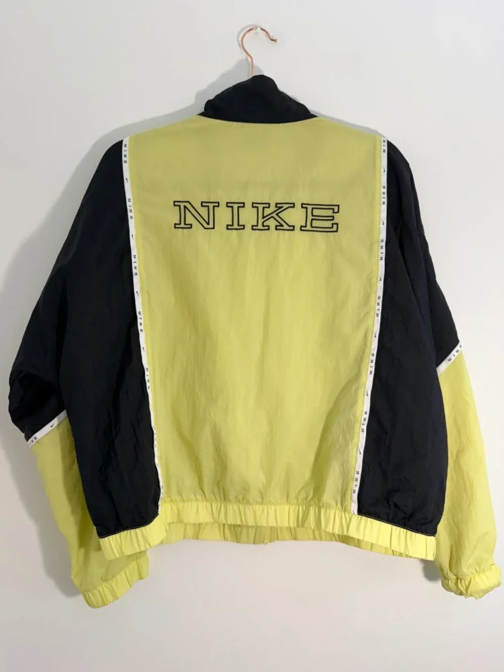 Nike Sportswear Neon Yellow Black Logo Tape Windbreaker Jacket Size M